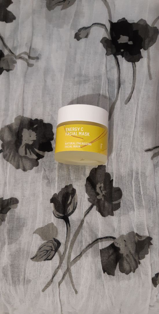 photo of Freshly Cosmetics Energy C Facial Mask shared by @supernessa80 on  08 Dec 2019 - review