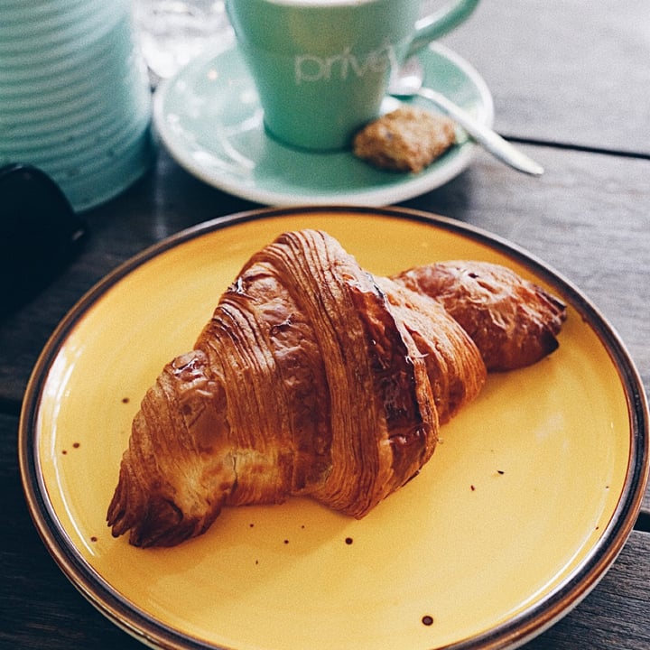 photo of Privé at Singapore Botanic Gardens Croissant shared by @unclerobert on  25 Feb 2022 - review
