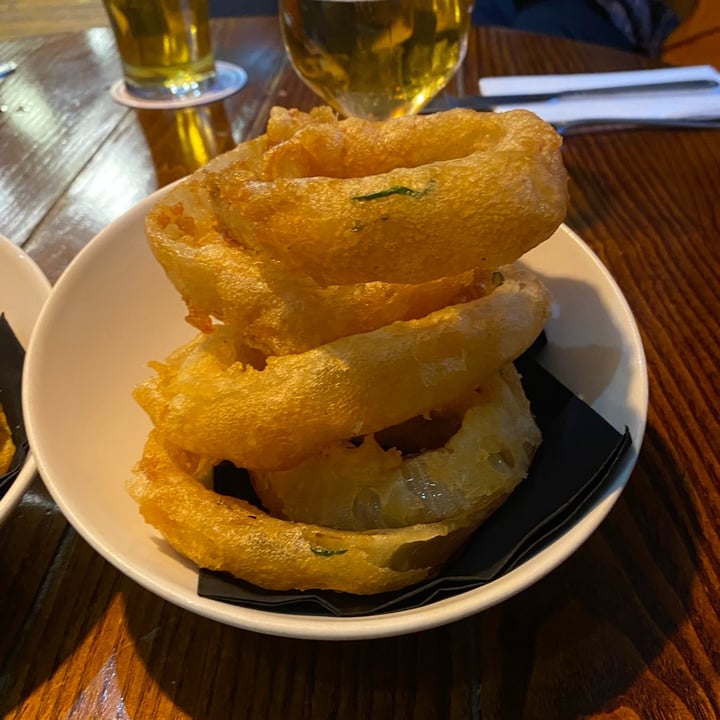 photo of The Winterburn Vegan Onion Rings shared by @sincyr on  24 Jan 2022 - review