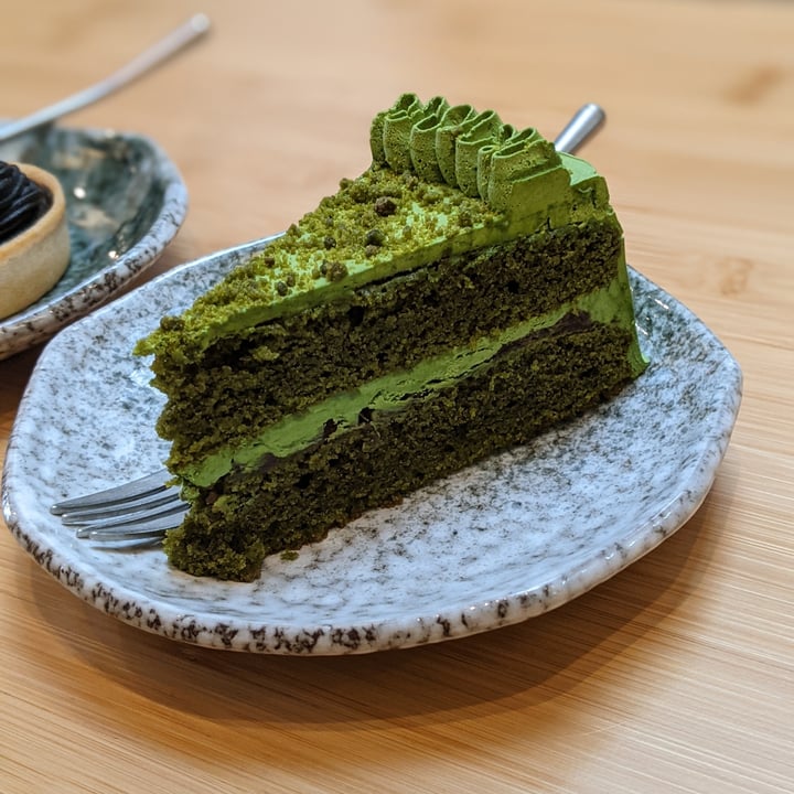 photo of Hvala Craig Road Matcha Cake shared by @oblongboxes on  11 Sep 2021 - review