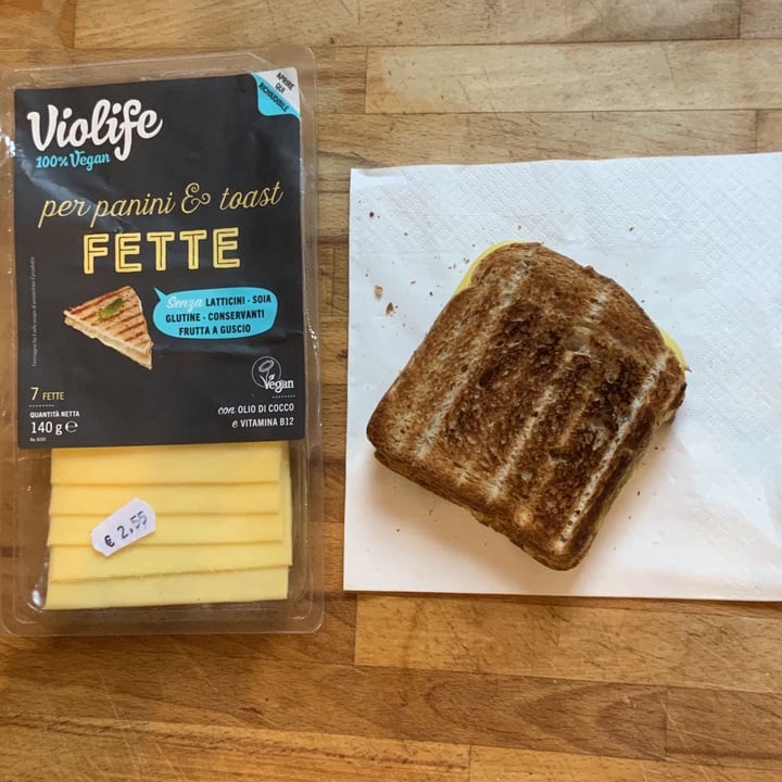 photo of Violife Fette per panini e toast shared by @astrolala on  03 Sep 2022 - review