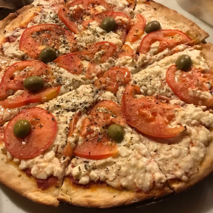 review photo of Empanadas de 10 Pizza Napolitana Vegana shared by @julyenciso on 13 Nov 2021 - review