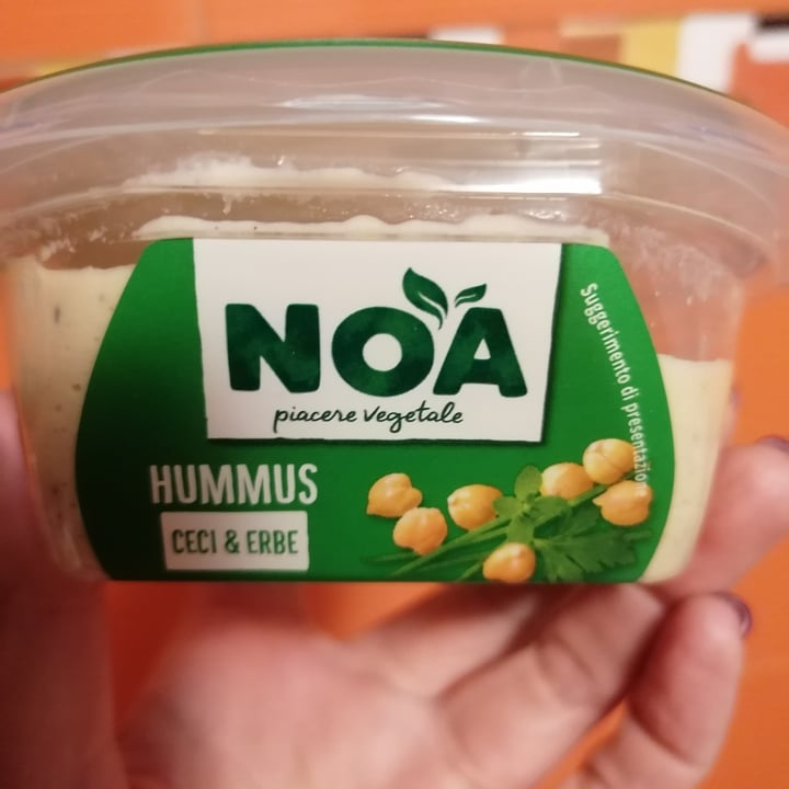 photo of Noa Hummus Ceci & Erbe shared by @ilariazag on  27 Sep 2022 - review