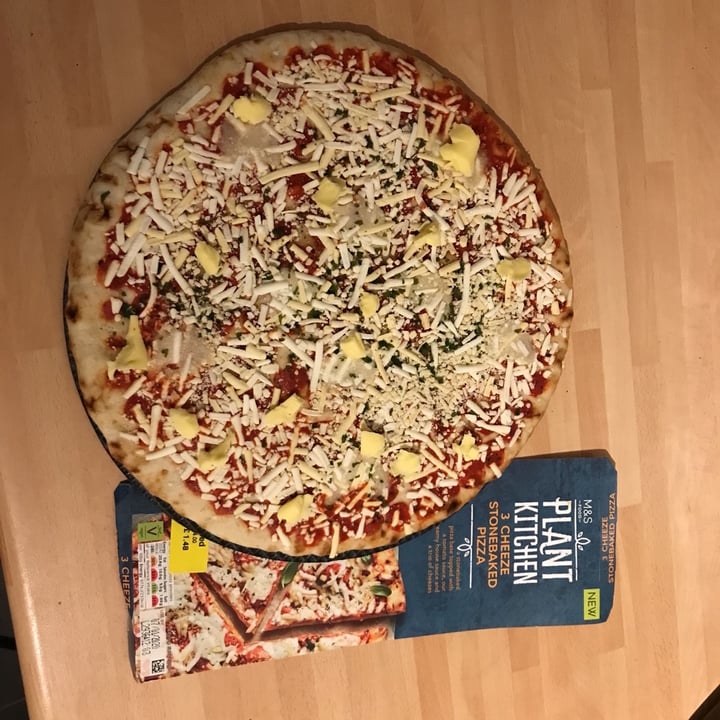 review photo of Plant Kitchen (M&S) 3 cheeze stonebaked pizza shared by @ciara97 on 07 Jan 2020 - review