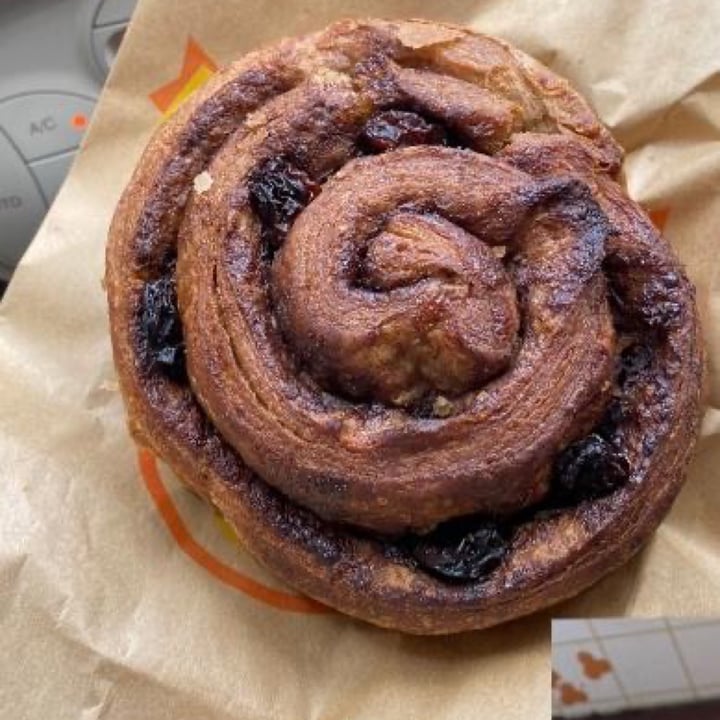 photo of Coco Naranja Cinnamon Roll shared by @inespressable on  25 Jul 2021 - review