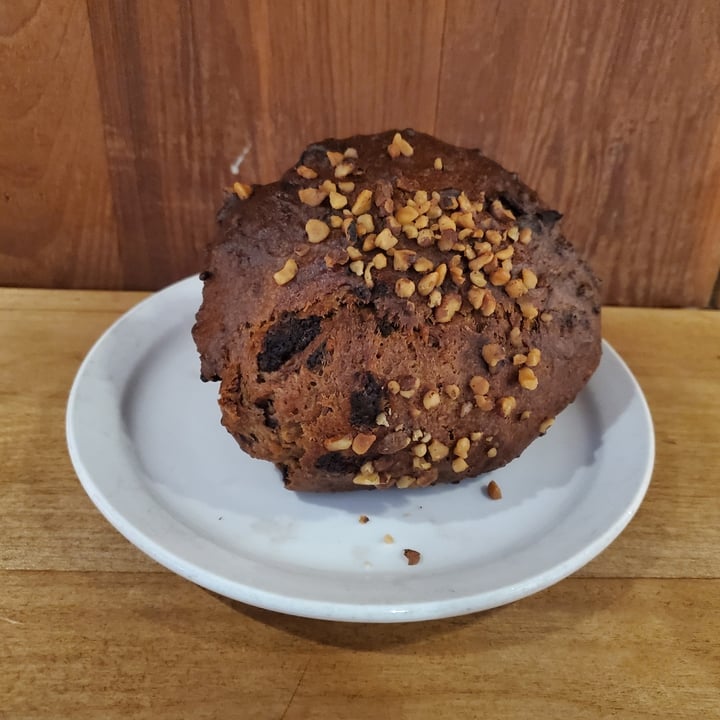 photo of JJ Bean Coffee Roasters Chocolate Zucchini muffin shared by @alistairjackson on  20 Nov 2022 - review