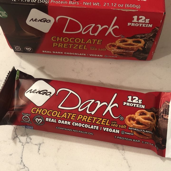 photo of NuGo NuGo Dark Chocolate Pretzel shared by @jennyyy7 on  06 Oct 2021 - review