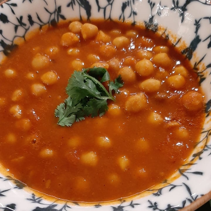 review photo of Contrada Govinda thali shared by @lauramangone on 31 May 2022 - review