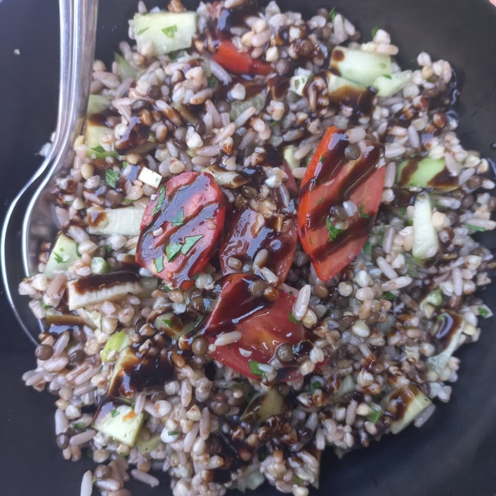 photo of Τρεις Λαλούν - Treis Laloun Buckwheat And Rice Salad shared by @temperancexiiii on  25 Sep 2022 - review
