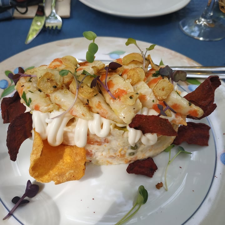 review photo of Hakuna Matata Veggie Ensaladilla con no langostinos shared by @irenebaldrich on 30 Sep 2020 - review