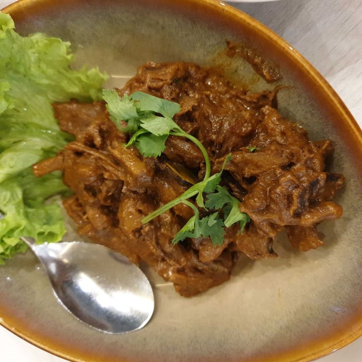 photo of Whole Earth Penang Rendang shared by @starzshells on  17 Jun 2019 - review