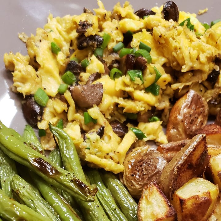 review photo of JUST Egg Plant-Based Scramble shared by @solarpunkvegan on 10 Feb 2020 - review