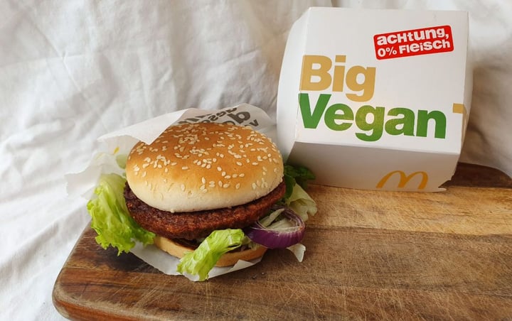 review photo of McDonald's Big Vegan TS shared by @franciscob on 28 Aug 2019 - review