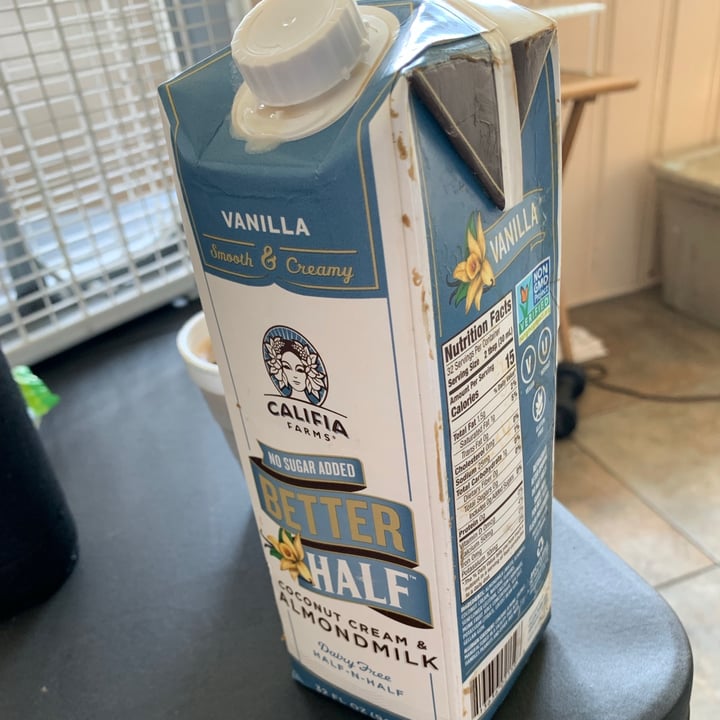 photo of Califia Farms Better Half Coconut Cream & Almond Milk Half-n-Half shared by @oshmorethstorm on  08 Sep 2021 - review