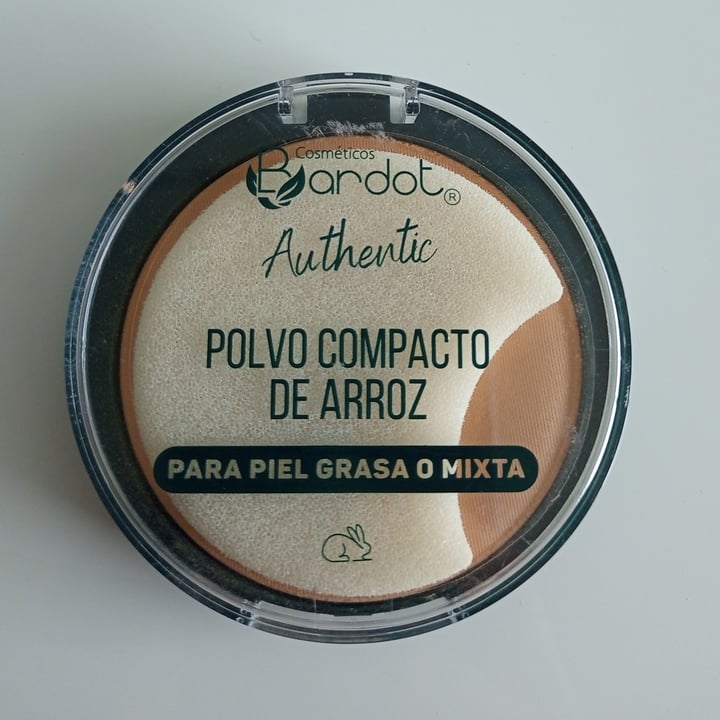 review photo of Bardot Polvo de arroz shared by @catalina94 on 01 Jan 2022 - review