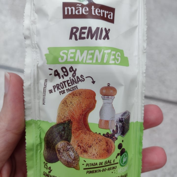 photo of Mãe Terra Remix Sementes Snack shared by @crisgtok on  20 Jun 2022 - review