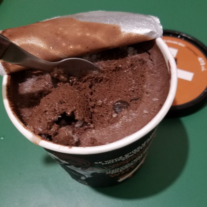 photo of NotCo Not Ice Cream Chocolate Chips shared by @tatianenaches on  08 Jul 2022 - review