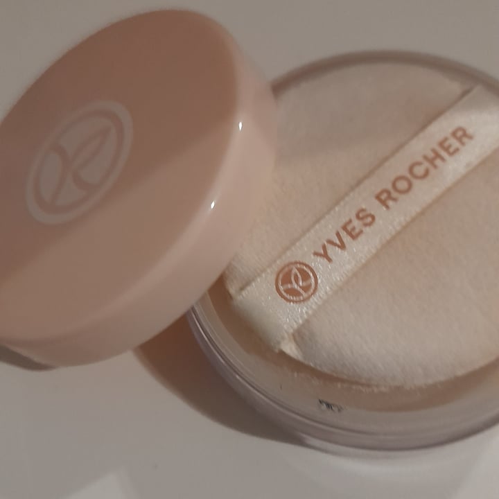 review photo of Yves rocher Cipria libera shared by @queenzel on 19 Jun 2022 - review