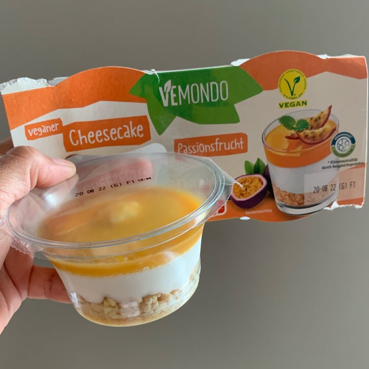 photo of Vemondo  Cheesecake Passionsfrucht shared by @anasoto on  30 Aug 2022 - review