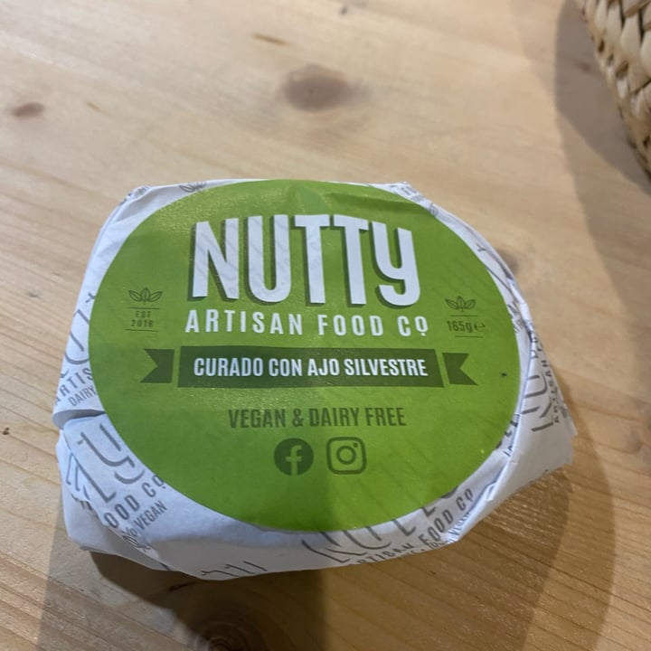 photo of Nutty Artisan Foods curado con ajo silvestre shared by @neil on  29 Sep 2022 - review