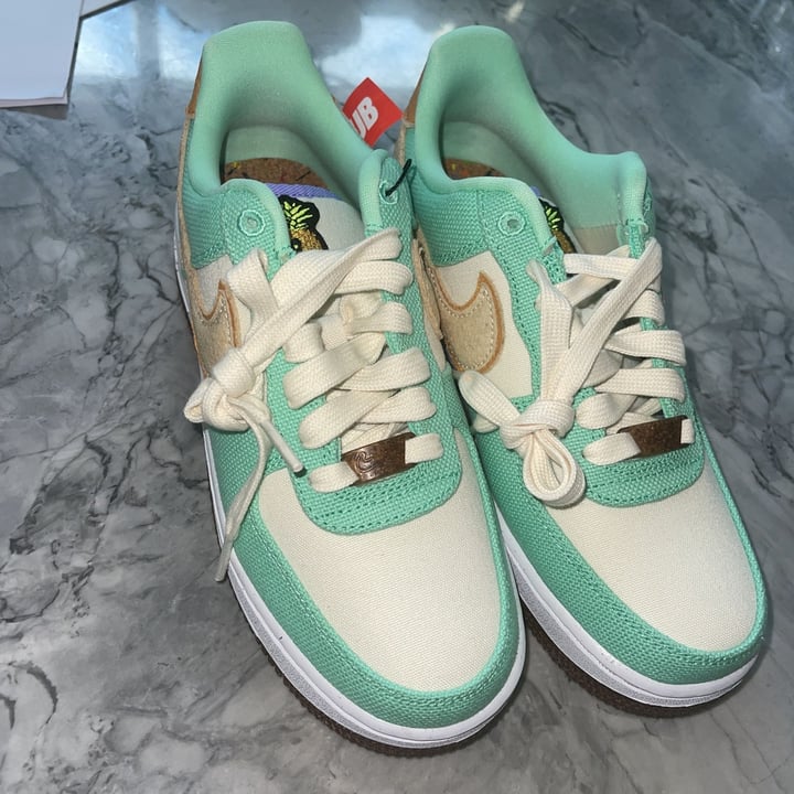 photo of Nike Nike air shared by @shannondixon on  04 Jul 2021 - review