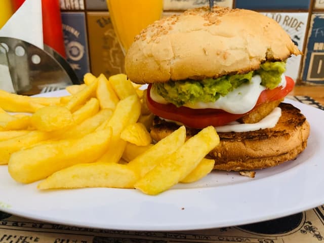 Foto do prato “Hamburguesa Italiana”