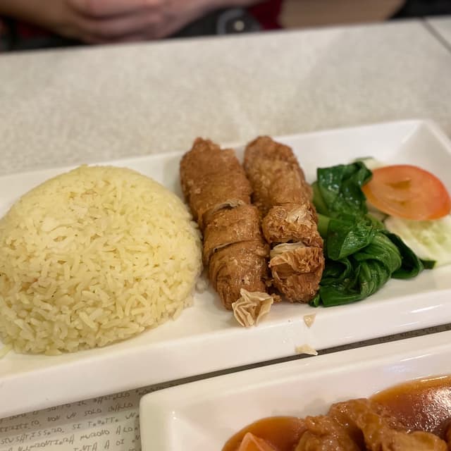 菜肴“Roasted Chicken Rice”的照片