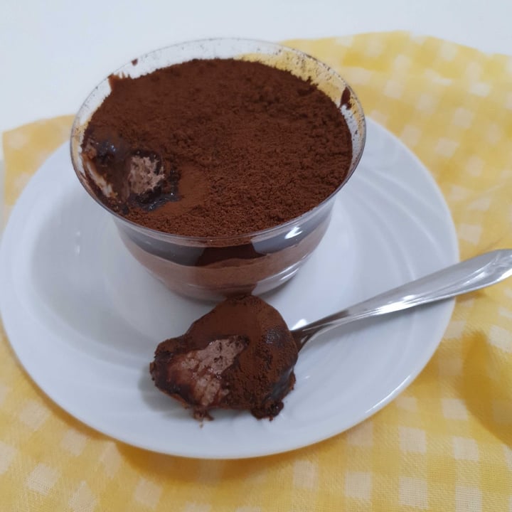 photo of Loving Hut Vila Mariana Torta Holandesa de Chocolate shared by @patimurno on  18 Jul 2021 - review