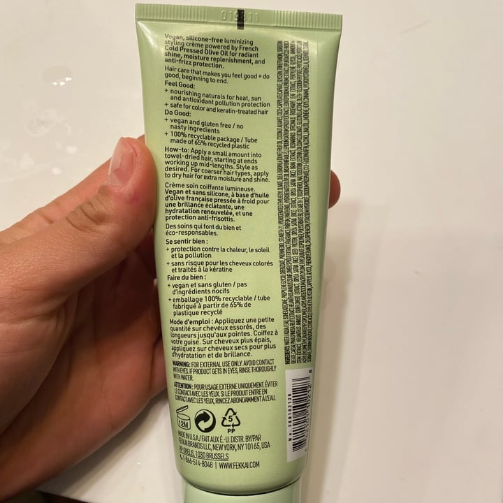 review photo of Frederic fekkai Brilliant Gloss Multi-tasker shared by @maeghansolanki on 21 Mar 2022 - review