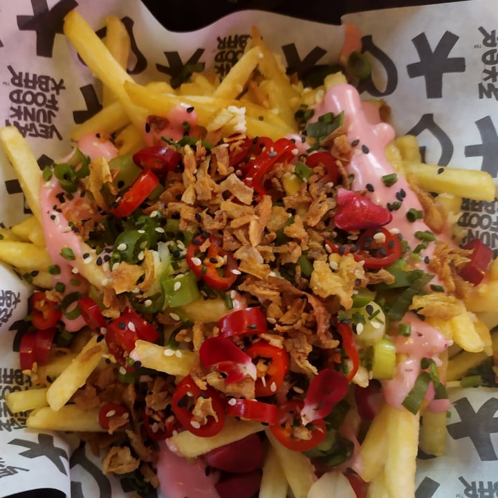 photo of Vegan Junk Food Bar T.R.U.F supreme shared by @domineire on  11 Jan 2022 - review