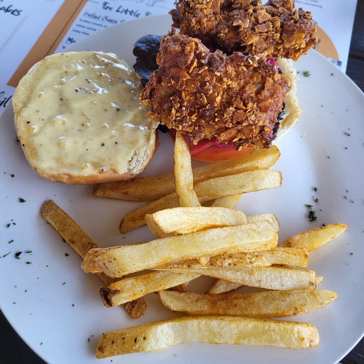 review photo of Asher's Corner Cafe @ Ashers Farm Sanctuary AFC burger shared by @ang-ella on 20 Aug 2022 - review