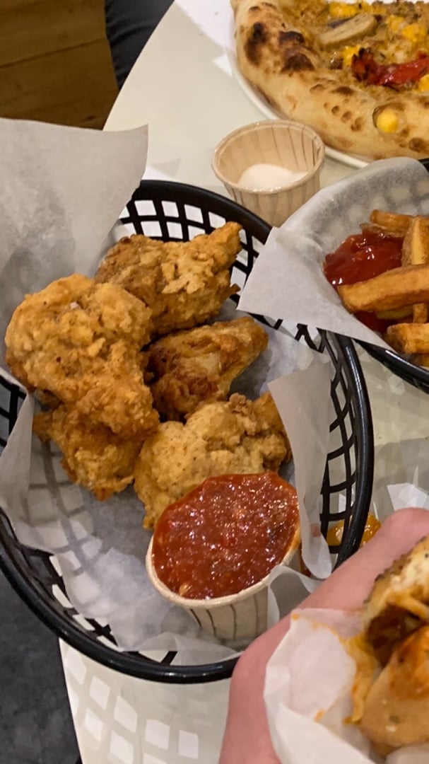 review photo of Cuisine 22 Cauliflower Wings shared by @xnikkix on 01 Apr 2020 - review