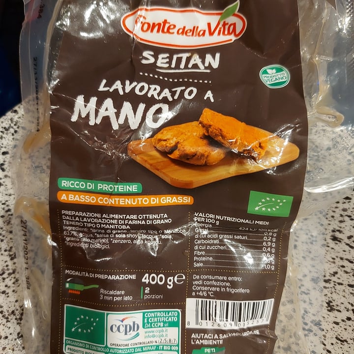 photo of Fonte della vita Seitan Lavorato A Mano shared by @nikrilanessie on  05 Dec 2021 - review