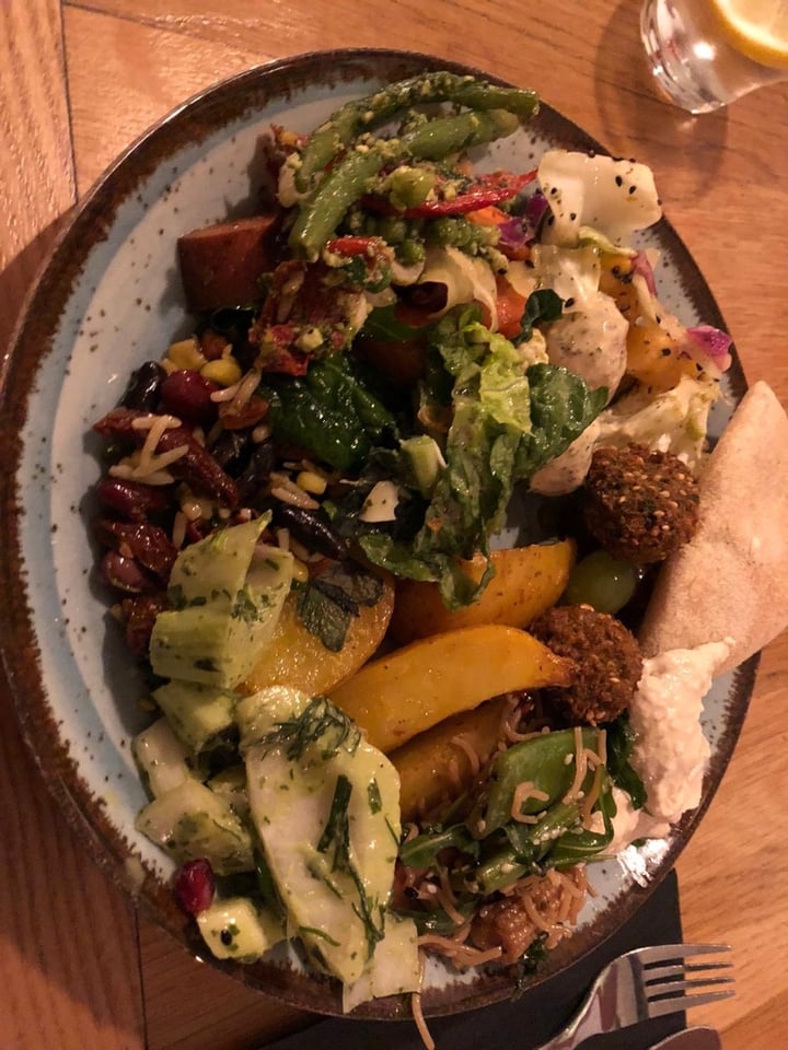 review photo of Riz Raz Vegan Buffet shared by @hobbas on 12 Mar 2020 - review