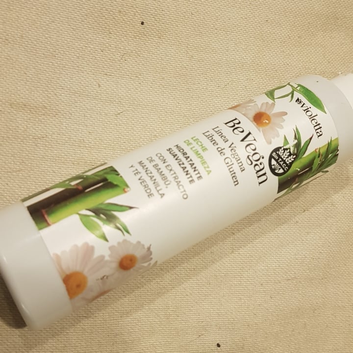 review photo of Violetta cosméticos Leche de limpieza BeVegan shared by @alexisengel on 30 Jun 2022 - review