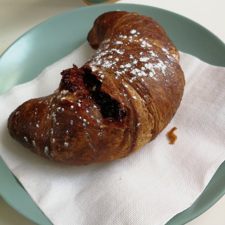 review photo of Macco Piccola Cucina Espressa Cornetto Vegano shared by @chiaravass on 29 May 2022 - review