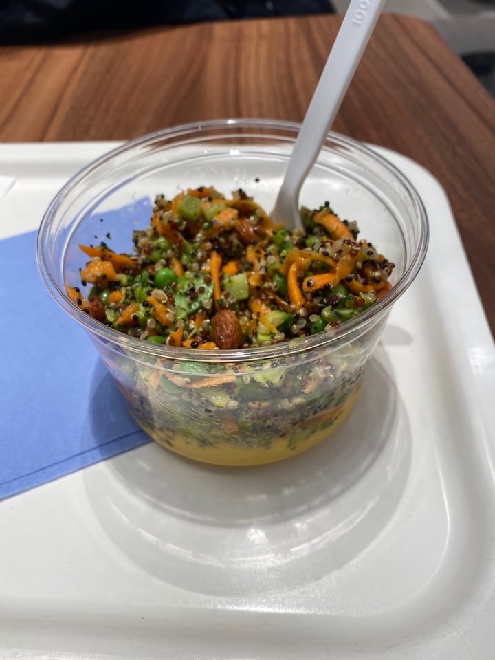 review photo of cojean provence Yellow Superfood Salad shared by @juanaabba on 01 Mar 2020 - review