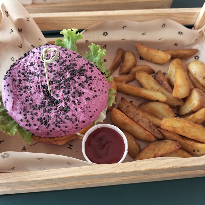 photo of Flower Burger Roma Cherry Bomb shared by @marshx on  16 Sep 2022 - review