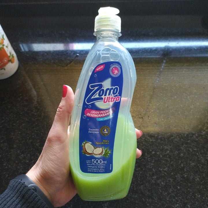 photo of Zorro Detergente Aloe y Agua de coco shared by @micaquij on  19 Aug 2022 - review