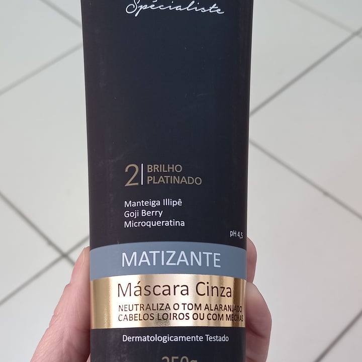 photo of Bio Extratus máscara matizante cinza shared by @pricilalemos on  07 May 2022 - review