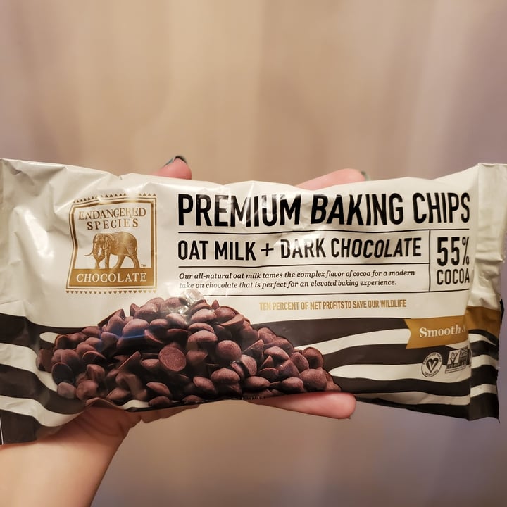 photo of Endangered Species Chocolate Premium Baking Chips: Oat Milk & Dark Chocolate shared by @klarina on  20 Jul 2020 - review