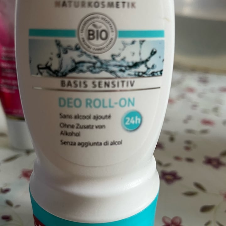 photo of Lavera Naturkosmetik Deodorante roll on shared by @lallachan on  03 Apr 2022 - review