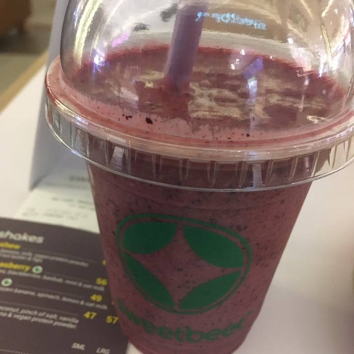 photo of Sweetbeet Bohemian Rasberry Smoothie shared by @sylvacharm on  03 Jul 2022 - review