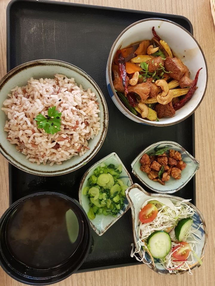 photo of Simple Life Healthy Vegetarian Restaurant - Bukit Bintang Kuala Lumpur "Kong Poh" Lion's Mane Mushroom shared by @shanna on  01 Feb 2019 - review