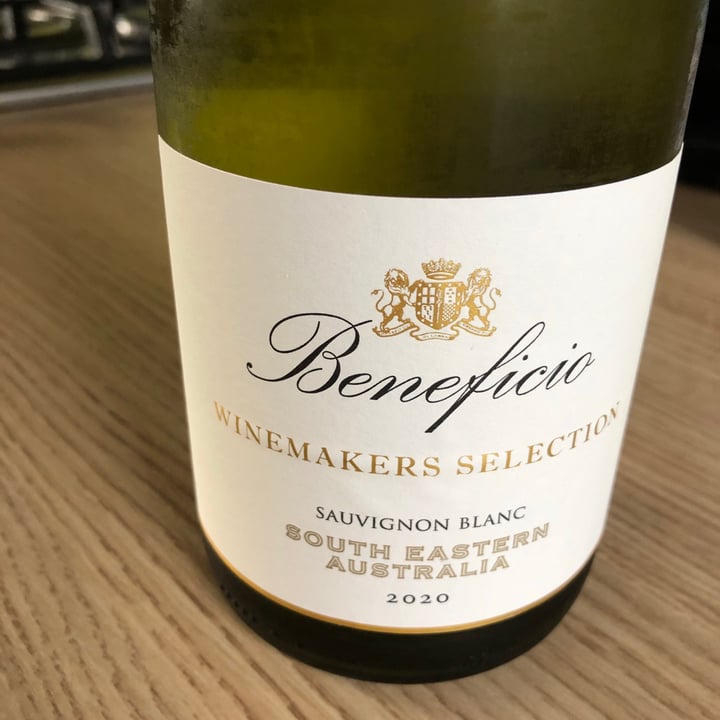 photo of Virgin Wines Beneficio - Sauvignon Blanc shared by @berry-vegan on  05 Oct 2020 - review