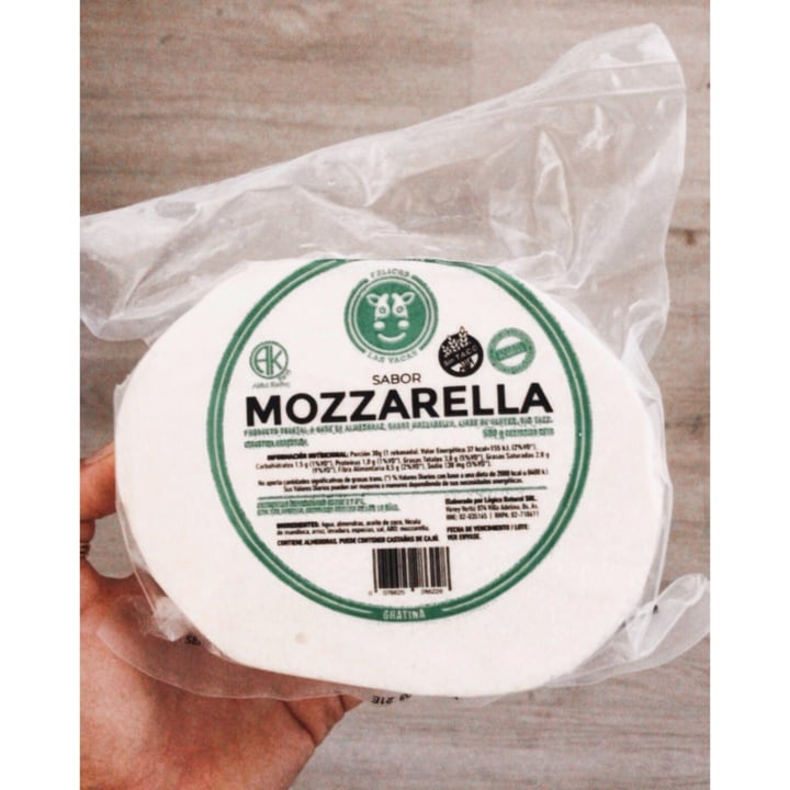 photo of Felices Las Vacas Mozzarella  shared by @sarafeit on  28 Dec 2020 - review