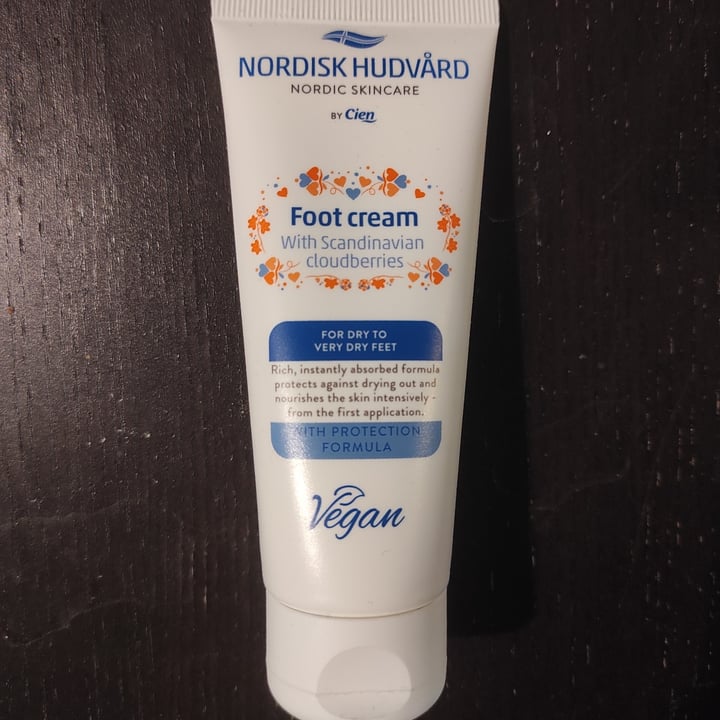 review photo of Nordisk Hudvard Foot cream shared by @wingsforwords on 04 Feb 2022 - review