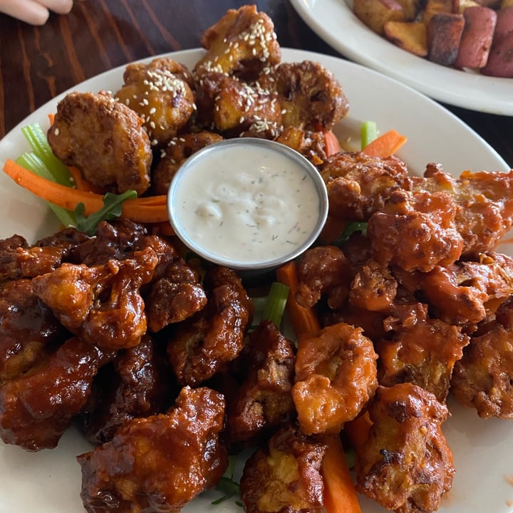 photo of Sage Plant Based Bistro and Brewery Echo Park Cauli-Wings Platter shared by @motherofeden on  23 Apr 2022 - review