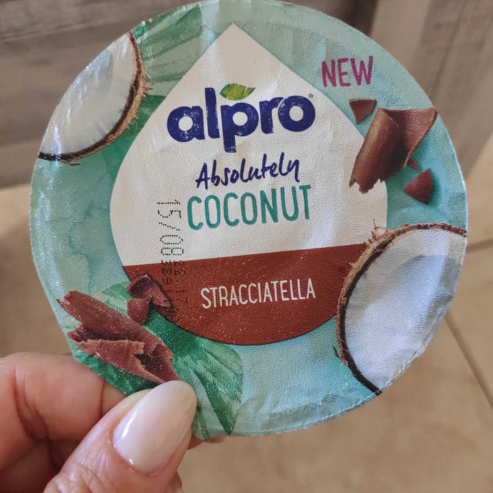 photo of Alpro Absolutely Coconut Stracciatella shared by @simozac on  07 Aug 2021 - review