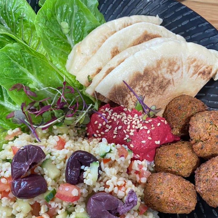 photo of Kaylee's Eatery Mediterranean Bowl shared by @ftc on  03 Jan 2021 - review